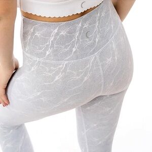 Zyia Light n Tight Leggings Size 2 White Marble 7/8 High Rise | Compressive NWOT